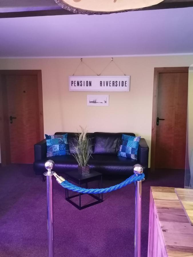 Pension Riverside In Leverkusen Hitdorf Am Rhein - Zentral An Der A1 Und 59 Exterior photo