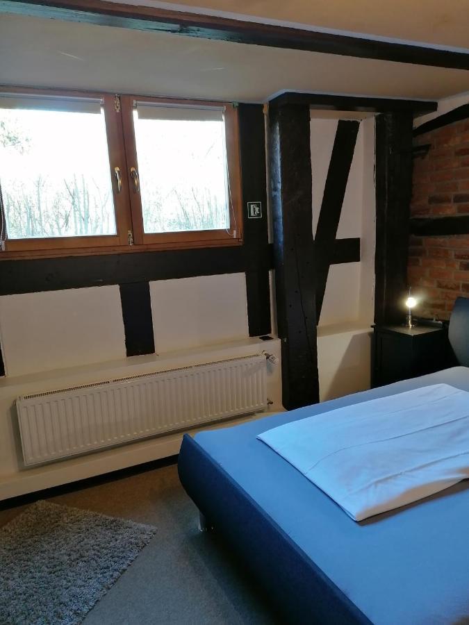 Pension Riverside In Leverkusen Hitdorf Am Rhein - Zentral An Der A1 Und 59 Exterior photo